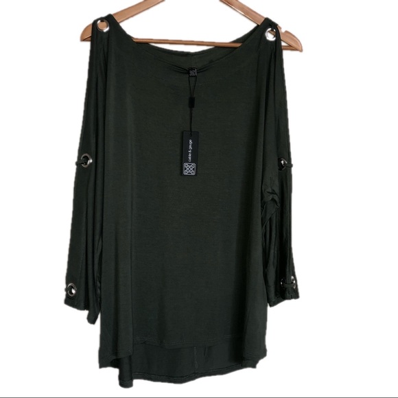 Cable & Gauge Tops - Cable & Gauge Grommet Embellished Top